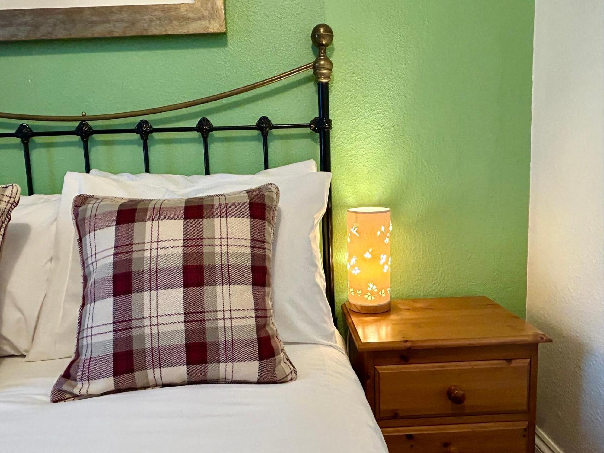 פורטסמות' Clarence Quarters Self-Catering Guest House מראה חיצוני תמונה