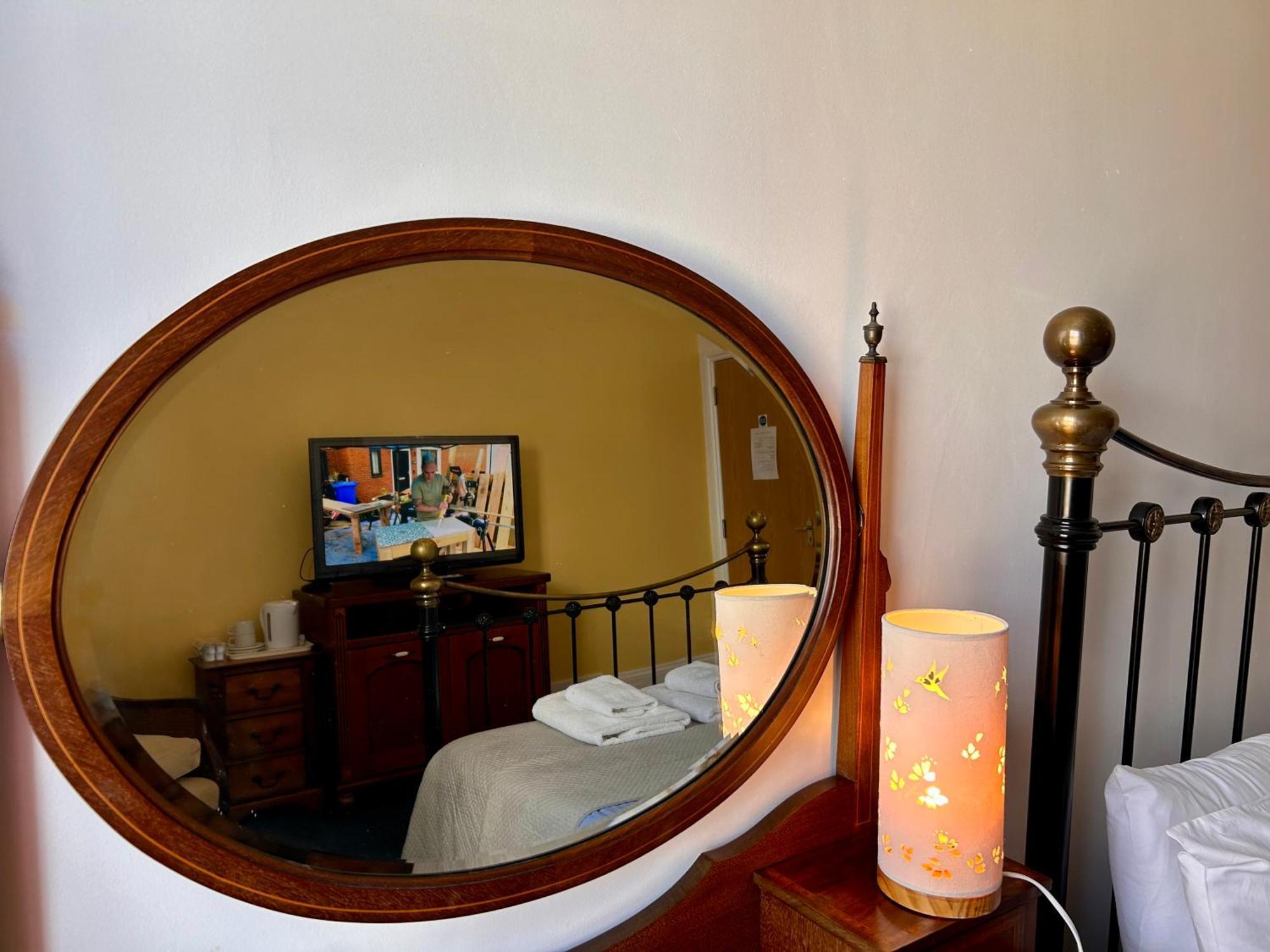 פורטסמות' Clarence Quarters Self-Catering Guest House מראה חיצוני תמונה