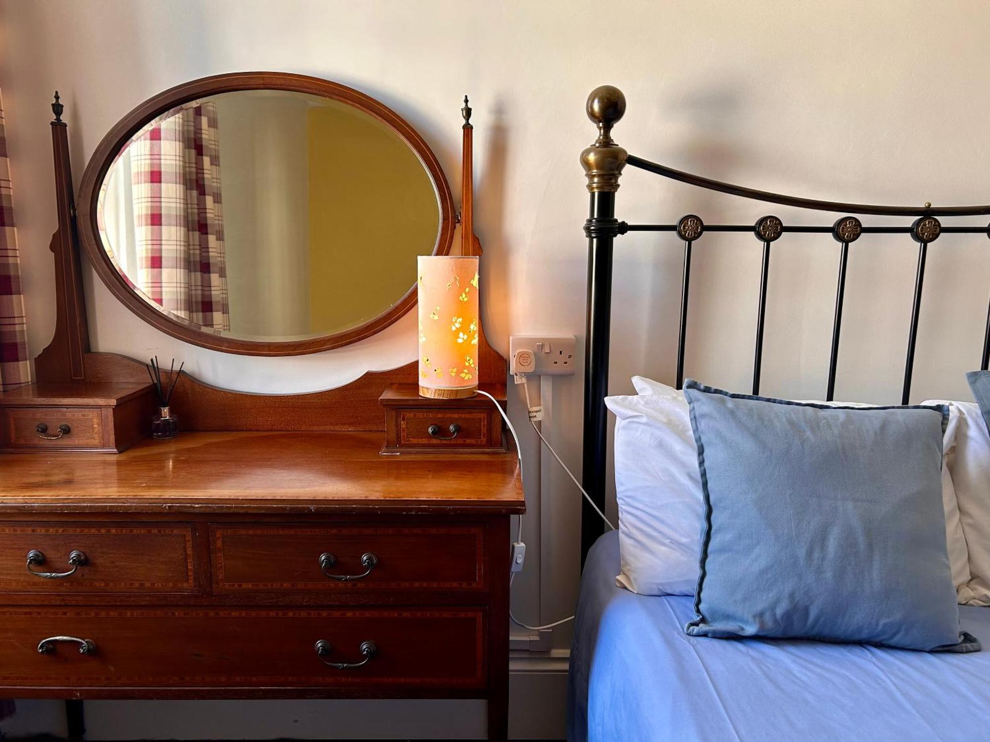 פורטסמות' Clarence Quarters Self-Catering Guest House מראה חיצוני תמונה