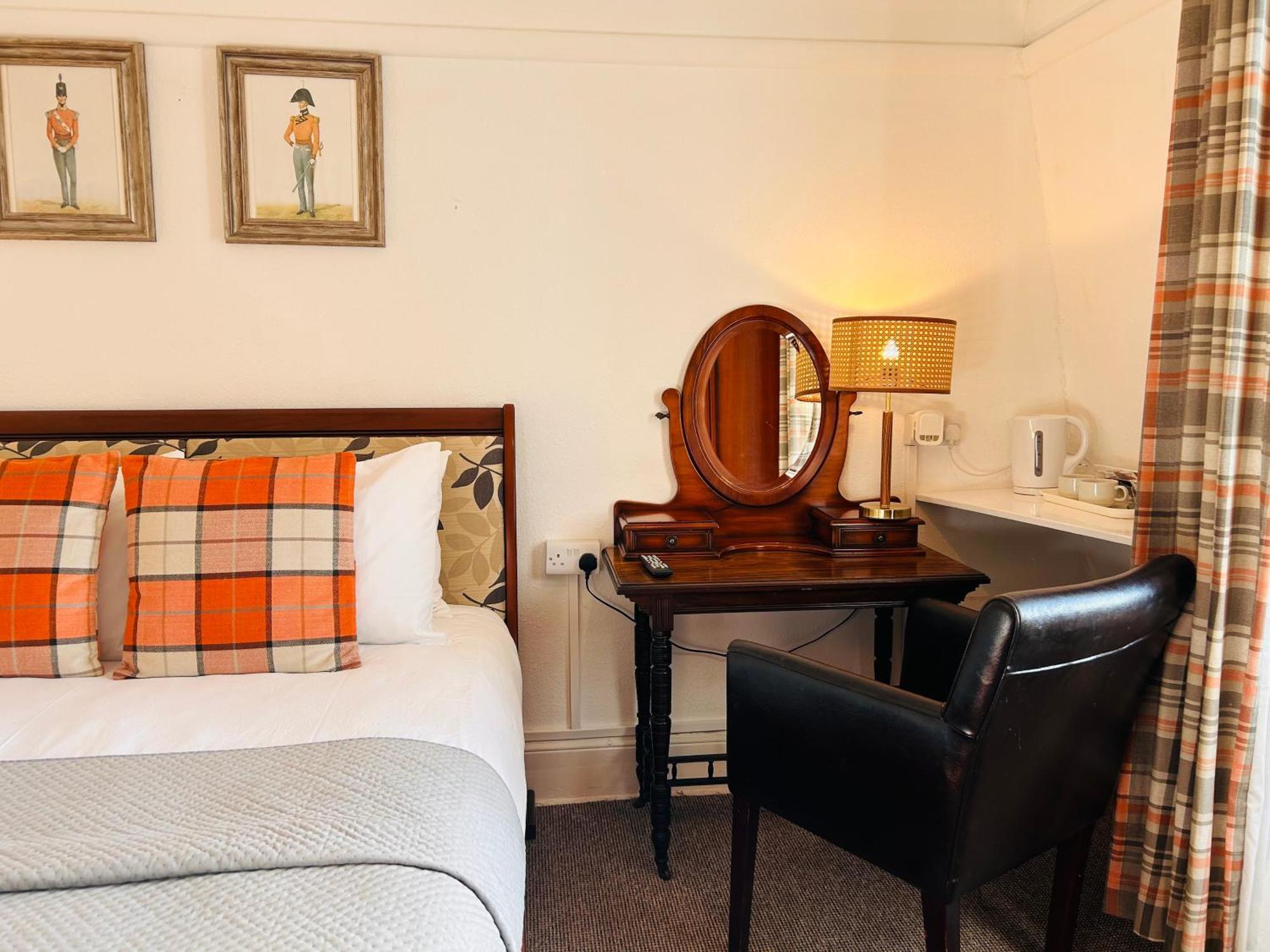 פורטסמות' Clarence Quarters Self-Catering Guest House מראה חיצוני תמונה