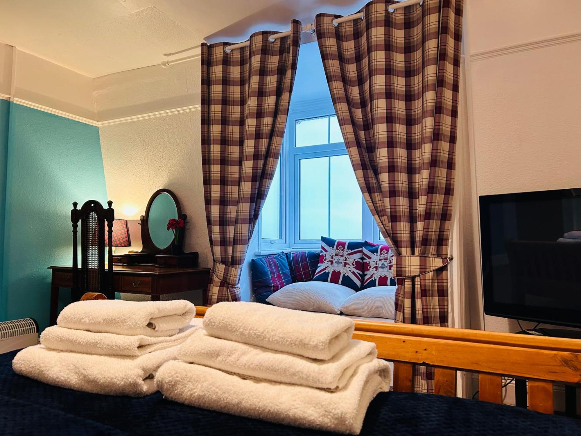 פורטסמות' Clarence Quarters Self-Catering Guest House חדר תמונה