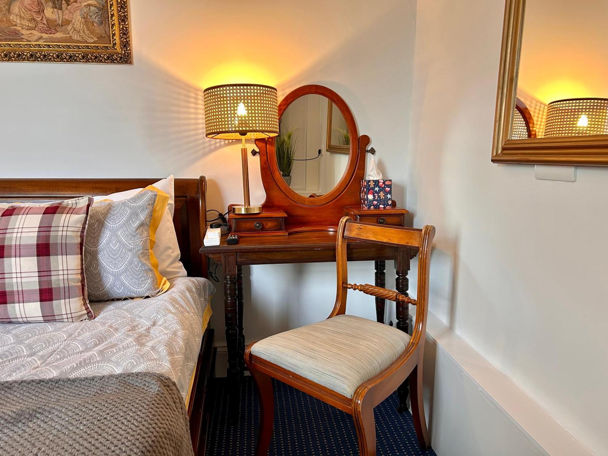 פורטסמות' Clarence Quarters Self-Catering Guest House מראה חיצוני תמונה