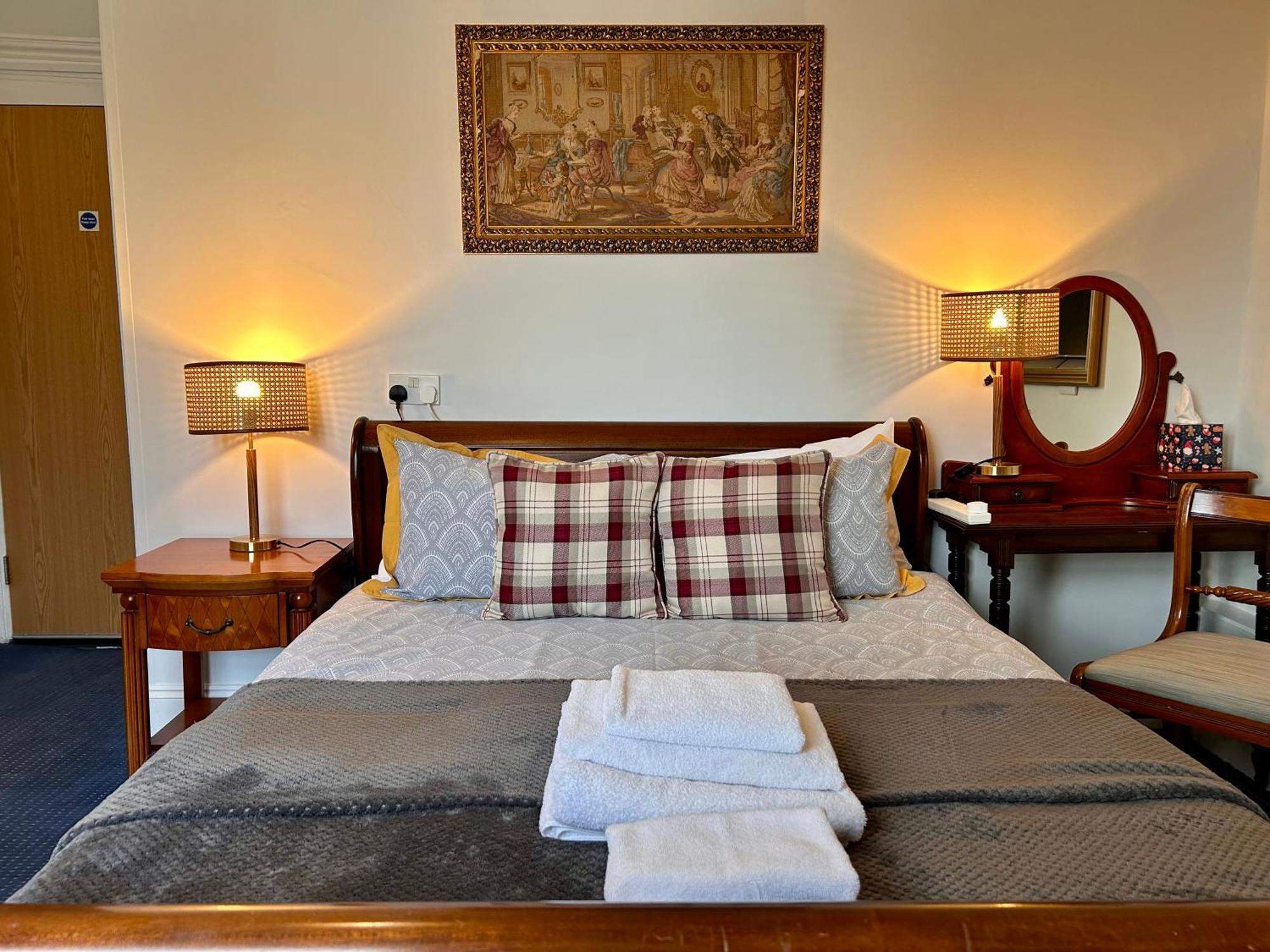 פורטסמות' Clarence Quarters Self-Catering Guest House מראה חיצוני תמונה
